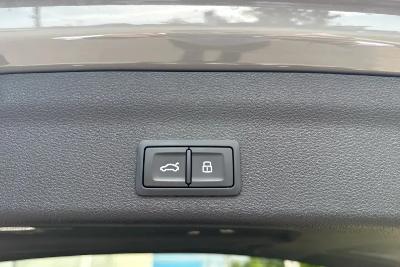 Audi RS6 din 2025 cu 1.581 km - oferta AUD246064 - foto 14