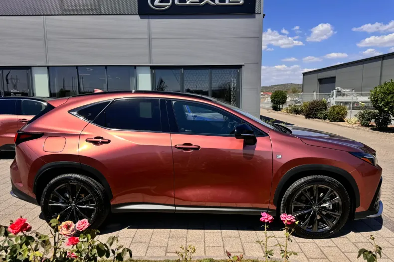 Lexus Seria NX din 2026 cu 4 km - oferta LEX246070 - foto 8