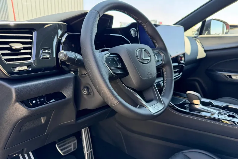 Lexus Seria NX din 2026 cu 4 km - oferta LEX246070 - foto 13