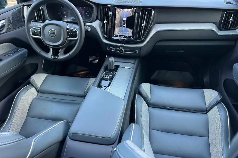 Volvo XC60 din 2022 cu 125.000 km - oferta VOL246071 - foto 24