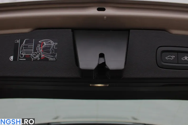 Volvo V60 din 2025 cu 6.500 km - oferta VOL246080 - foto 38