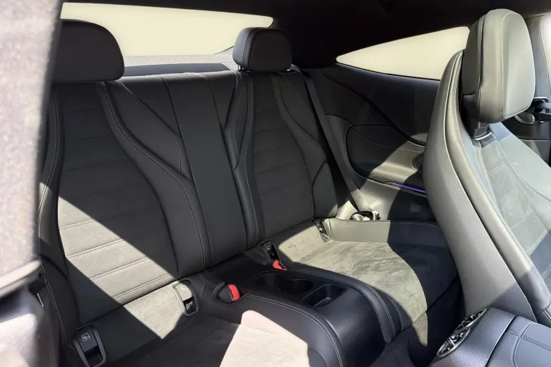 Mercedes-Benz CLE 200 (Clasa CLE) din 2025 cu 15.100 km - oferta MER246083 - foto 17