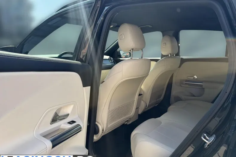 Mercedes-Benz GLA 200 (Clasa GLA) din 2025 cu 23.534 km - oferta MER246085 - foto 22