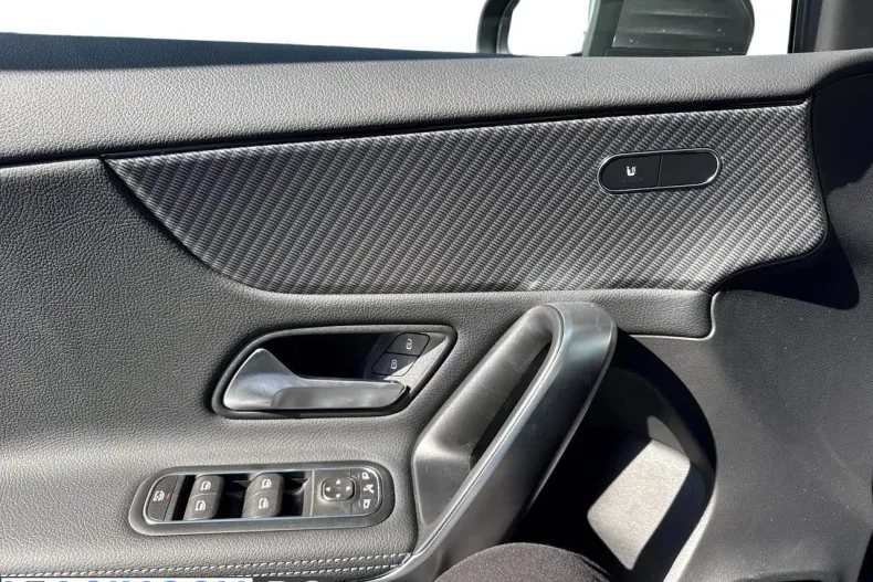 Mercedes-Benz A 180 (Clasa A) din 2026 cu 4 km - oferta MER246089 - foto 12