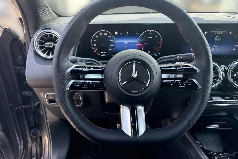 Mercedes-Benz GLB 200 (Clasa GLB) din 2025 cu 3.472 km - oferta MER246090 - foto 10