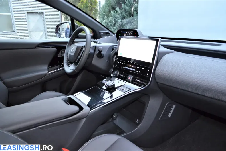 Toyota bZ4X din 2022 cu 14.000 km - oferta TOY246094 - foto 10