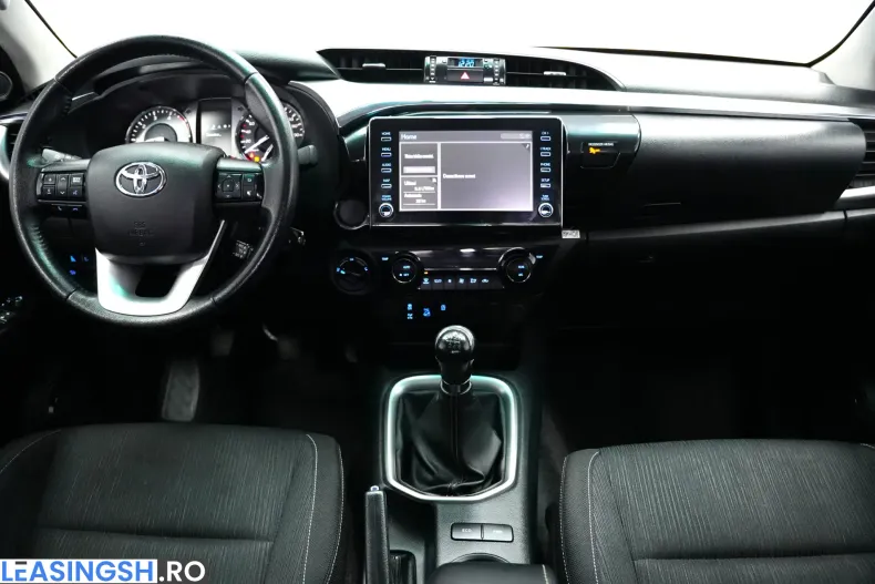Toyota Hilux din 2023 cu 110.000 km - oferta TOY246095 - foto 7