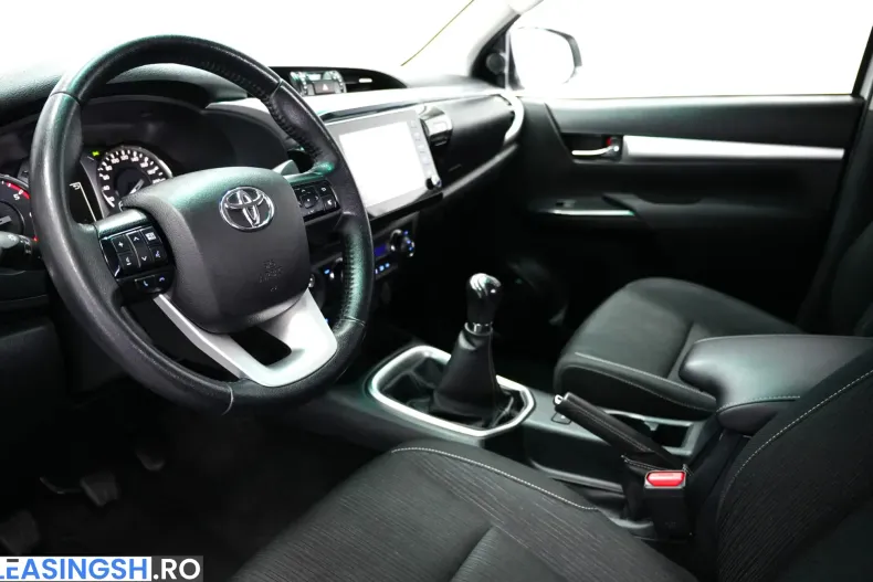 Toyota Hilux din 2023 cu 110.000 km - oferta TOY246095 - foto 8