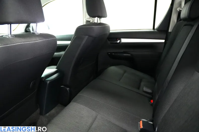 Toyota Hilux din 2023 cu 110.000 km - oferta TOY246095 - foto 9