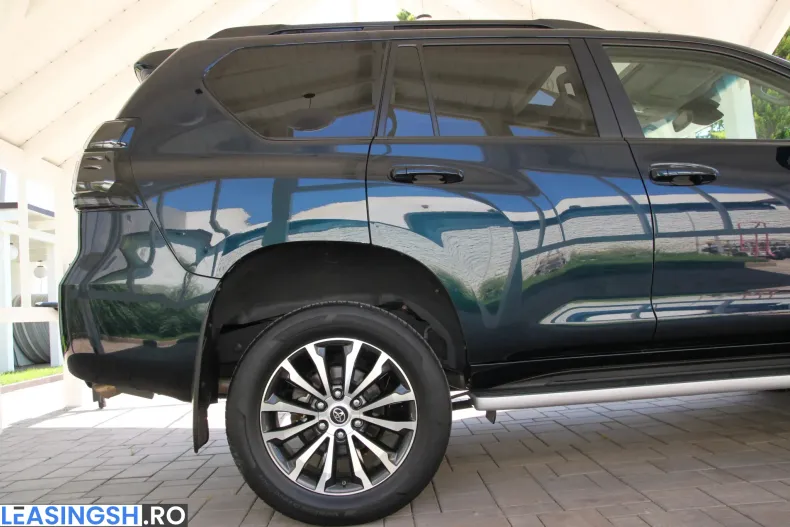 Toyota Land Cruiser din 2023 cu 82.000 km - oferta TOY246097 - foto 12
