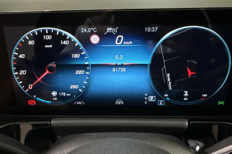 Mercedes-Benz GLA 250 (Clasa GLA) din 2022 cu 81.738 km - oferta MER246098 - foto 10
