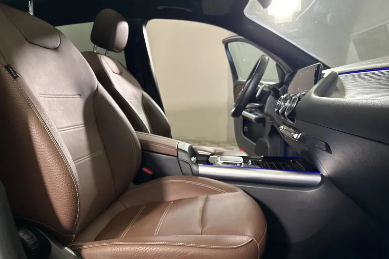 Mercedes-Benz GLA 250 (Clasa GLA) din 2022 cu 81.738 km - oferta MER246098 - foto 11
