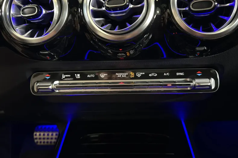 Mercedes-Benz GLA 250 (Clasa GLA) din 2022 cu 81.738 km - oferta MER246098 - foto 18