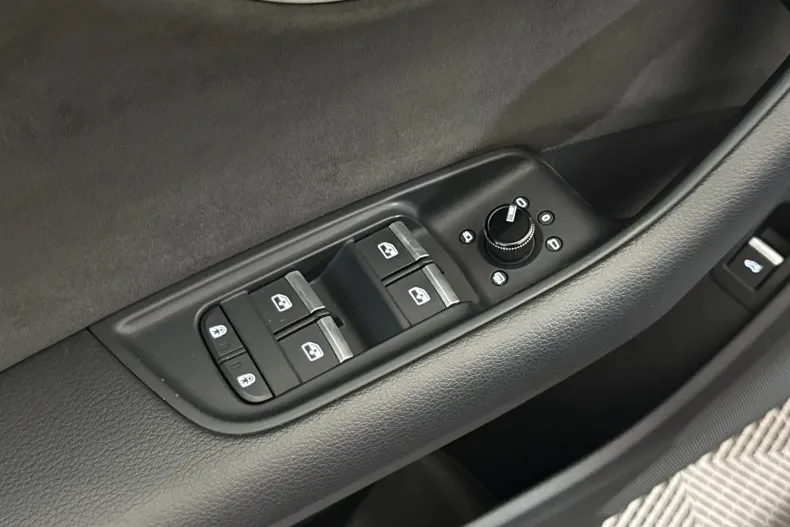 Audi Q8 din 2021 cu 132.961 km - oferta AUD246102 - foto 14