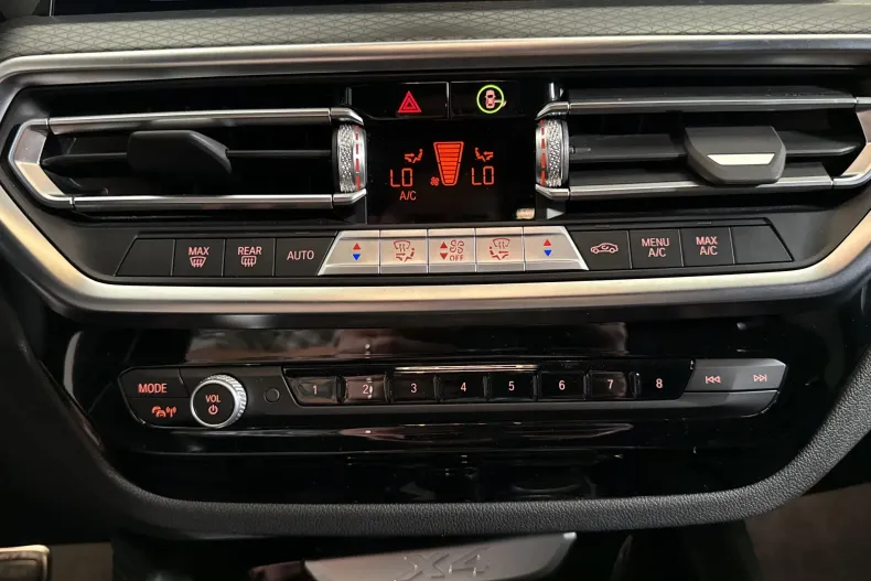 BMW X4 (Seria X) din 2023 cu 24.237 km - oferta BMW246106 - foto 18