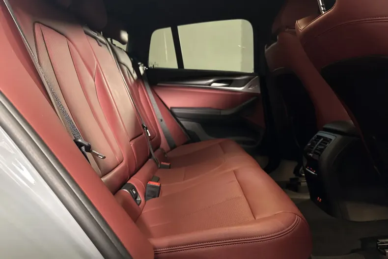 BMW X4 (Seria X) din 2023 cu 57.111 km - oferta BMW246107 - foto 12