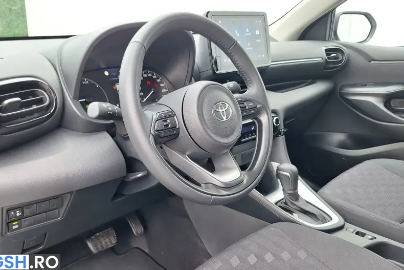 Toyota Yaris din 2025 cu 1.500 km - oferta TOY246111 - foto 5