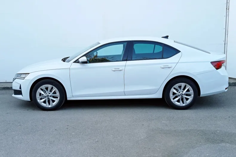 Skoda Octavia din 2026 cu 2.359 km - oferta SKO246114 - foto 6