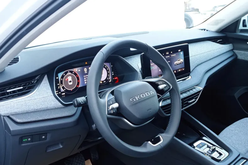 Skoda Octavia din 2026 cu 2.359 km - oferta SKO246114 - foto 10