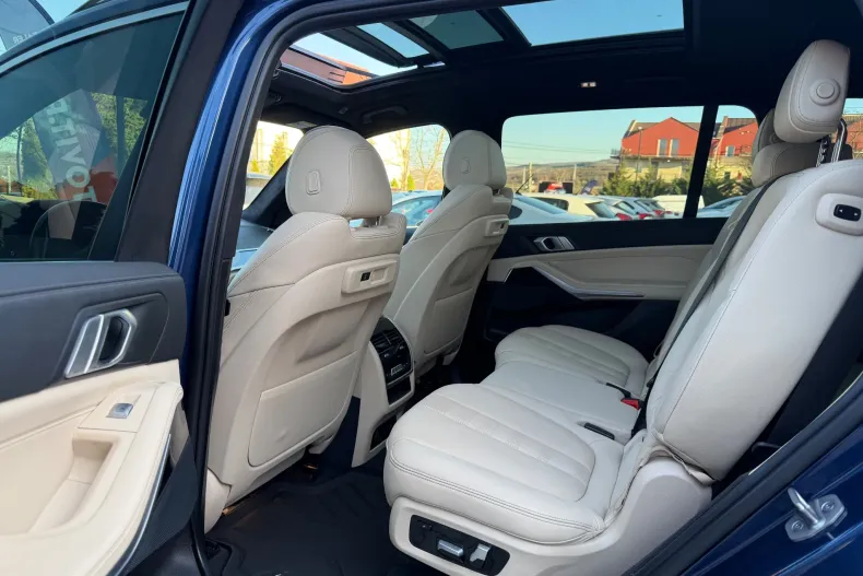 BMW X7 (Seria X) din 2021 cu 69.000 km - oferta BMW246116 - foto 16