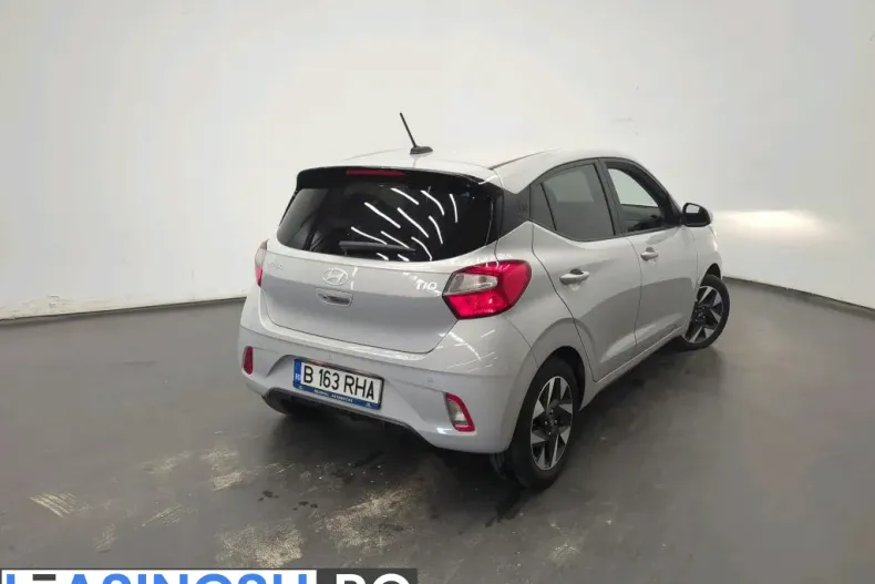 Hyundai i10 din 2023 cu 13.719 km - oferta HYU246129 - foto 2