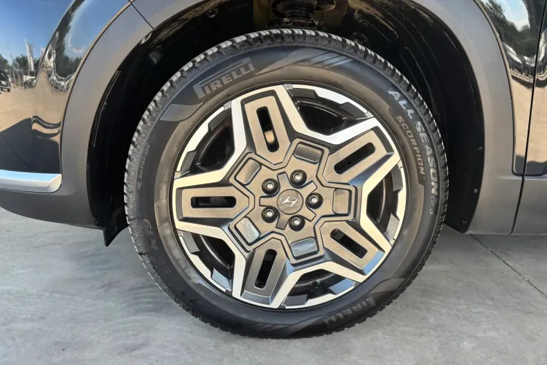 Hyundai Santa Fe din 2023 cu 142.000 km - oferta HYU246137 - foto 11