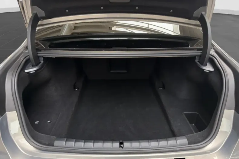 BMW 740 (Seria 7) din 2025 cu 24.251 km - oferta BMW246153 - foto 13