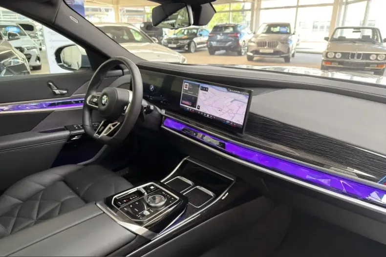 BMW 740 (Seria 7) din 2025 cu 24.251 km - oferta BMW246153 - foto 16