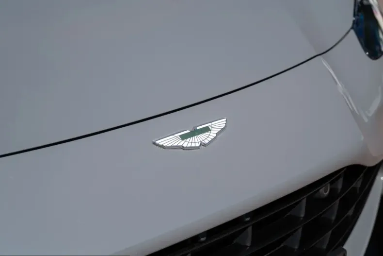 Aston Martin V8 Vantage din 2023 cu 27.500 km - oferta AST246155 - foto 13