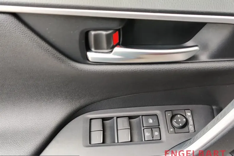 Toyota RAV4 din 2024 cu 40.389 km - oferta TOY246159 - foto 9
