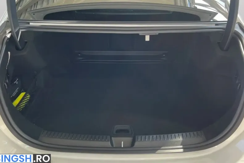 Mercedes-Benz E 200 (Clasa E) din 2025 cu 20.097 km - oferta MER246168 - foto 16
