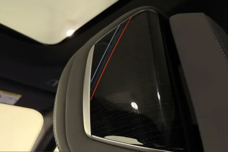 BMW 740 (Seria 7) din 2023 cu 92.390 km - oferta BMW246180 - foto 38