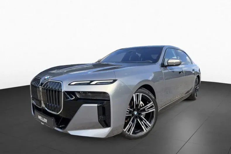 BMW 740 (Seria 7) din 2025 cu 24.924 km - oferta BMW246181 - foto 1