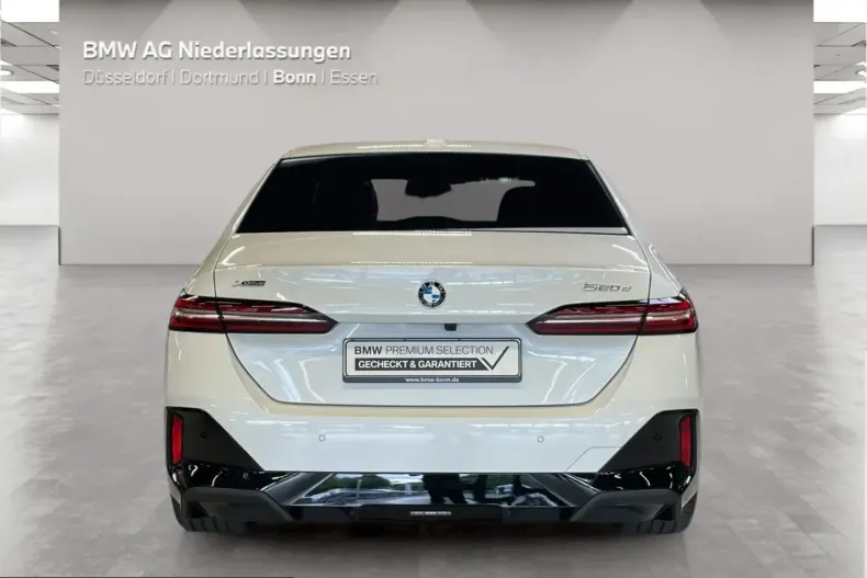 BMW 520 (Seria 5) din 2025 cu 7.128 km - oferta BMW246185 - foto 6
