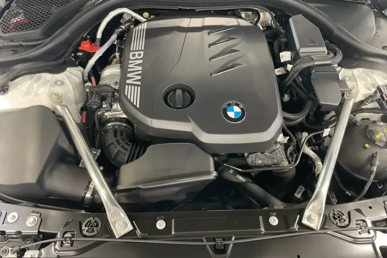 BMW 520 (Seria 5) din 2025 cu 7.128 km - oferta BMW246185 - foto 12