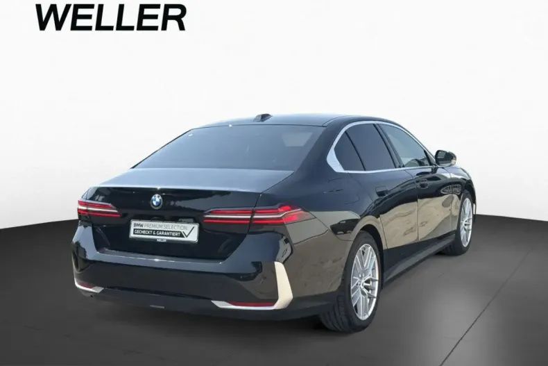 BMW 520 (Seria 5) din 2024 cu 30.690 km - oferta BMW246189 - foto 3