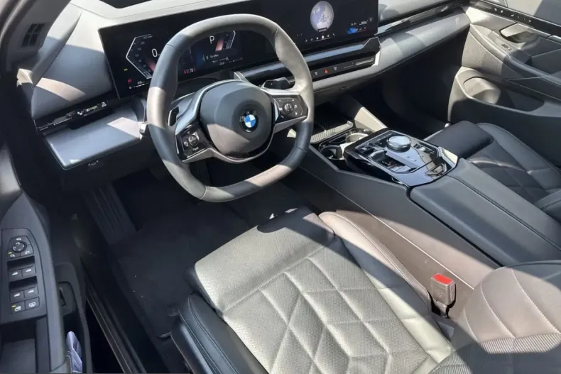 BMW 520 (Seria 5) din 2024 cu 30.690 km - oferta BMW246189 - foto 7