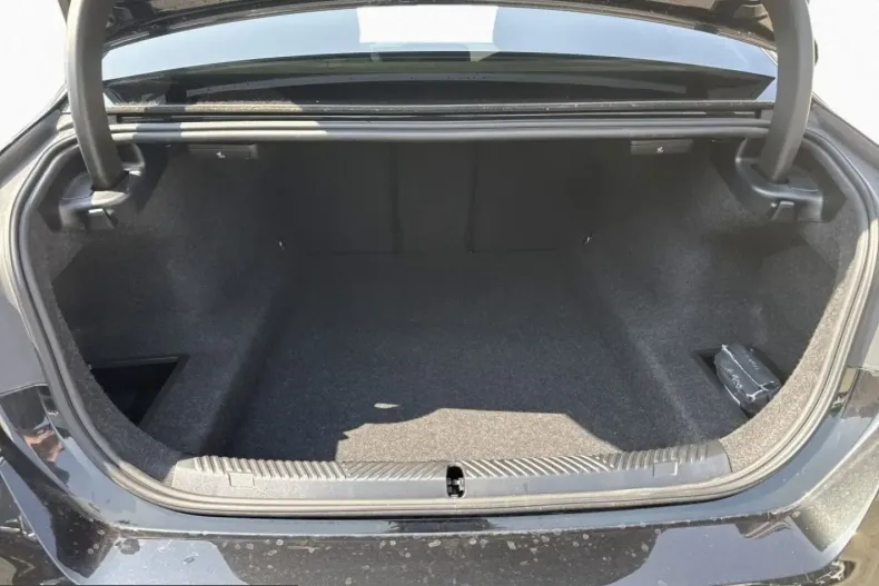 BMW 520 (Seria 5) din 2024 cu 30.690 km - oferta BMW246189 - foto 11