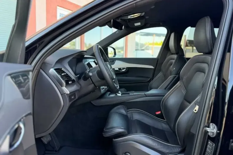 Volvo XC90 din 2023 cu 81.000 km - oferta VOL246200 - foto 11