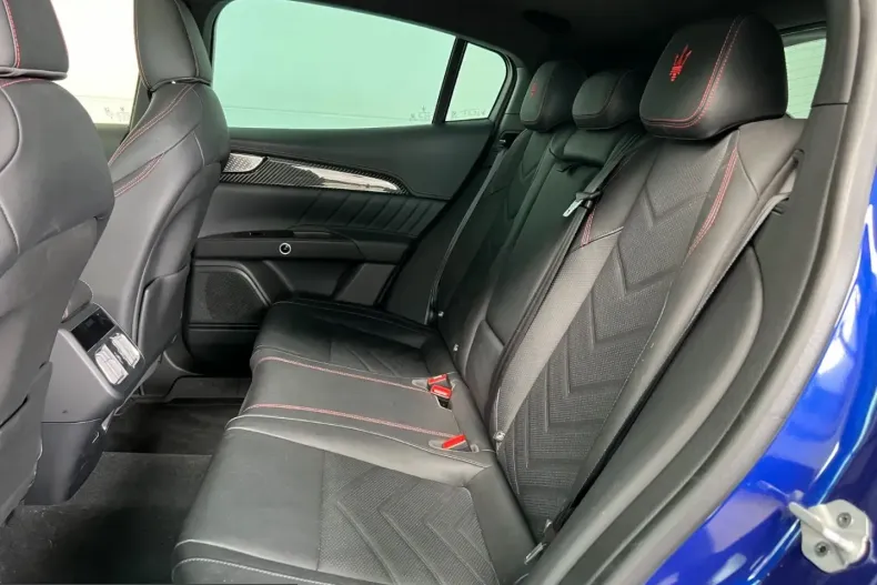 Maserati Grecale din 2023 cu 53.880 km - oferta MAS246201 - foto 28