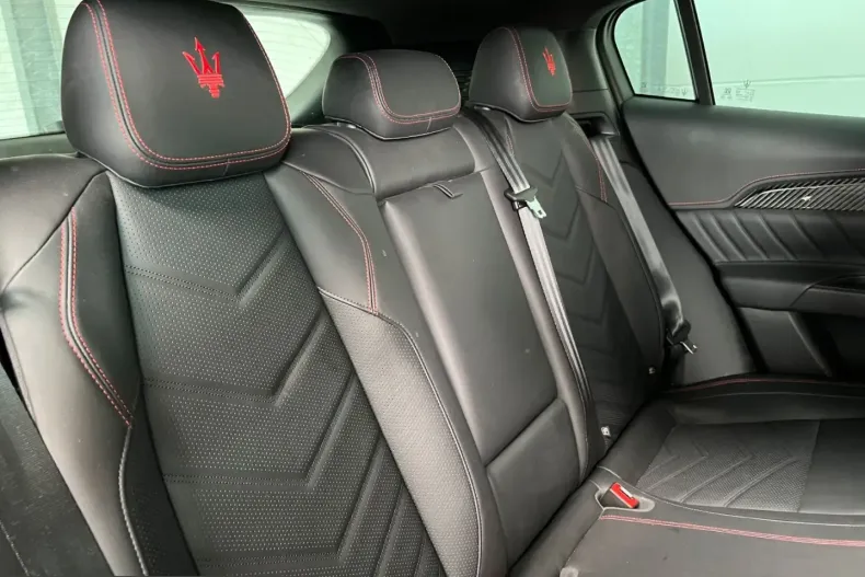 Maserati Grecale din 2023 cu 53.880 km - oferta MAS246201 - foto 44