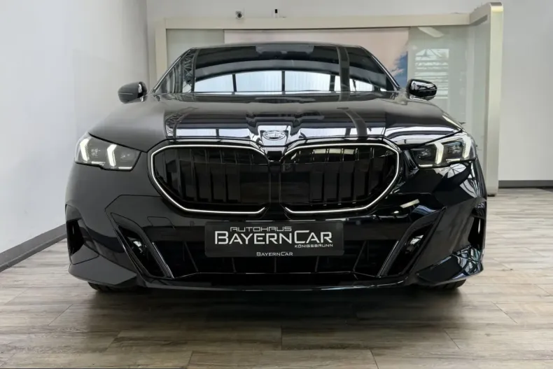 BMW 540 (Seria 5) din 2025 cu 8.600 km - oferta BMW246205 - foto 2
