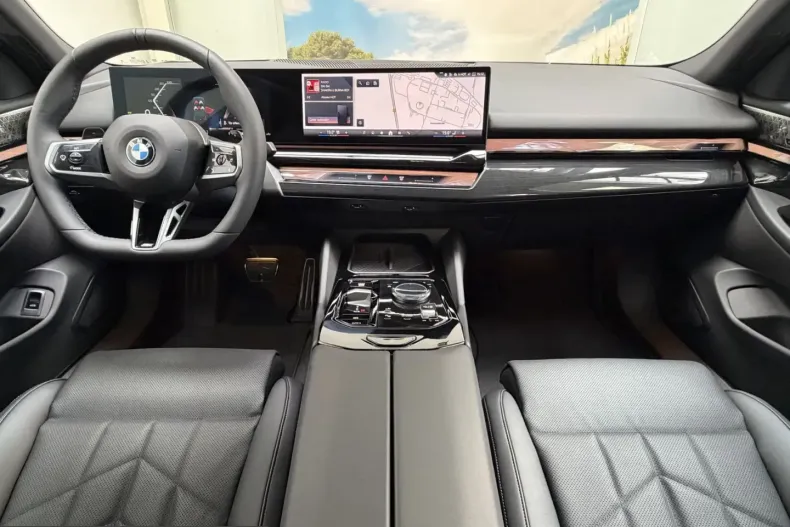BMW 540 (Seria 5) din 2025 cu 8.600 km - oferta BMW246205 - foto 7