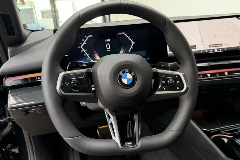 BMW 540 (Seria 5) din 2025 cu 8.600 km - oferta BMW246205 - foto 9