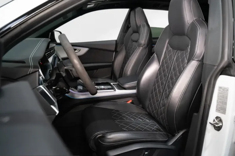 Audi SQ8 din 2023 cu 46.343 km - oferta AUD246206 - foto 10