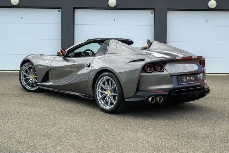 Ferrari 812 din 2023 cu 15.617 km - oferta FER246209 - foto 5