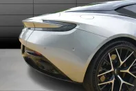 Aston Martin DB12 din 2023 cu 22.498 km - oferta AST246211 - foto 3