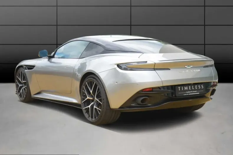 Aston Martin DB12 din 2023 cu 22.498 km - oferta AST246211 - foto 4