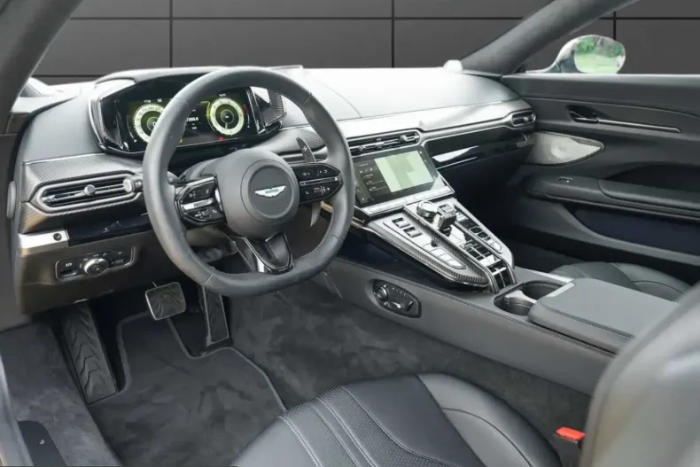 Aston Martin V8 Vantage din 2025 cu 7.500 km - oferta AST246213 - foto 12