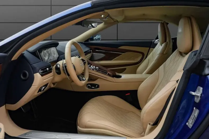 Aston Martin DB12 din 2024 cu 10.991 km - oferta AST246214 - foto 11